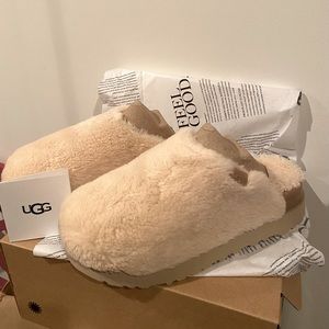 UGG Fuzz sugar slide slippers